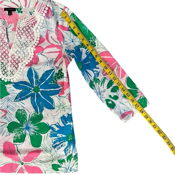 Tropical Floral Hawiian Tunic V-Neck light Cotton 3/4 sleeve. Talbots - Picture 6 of 8